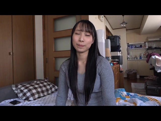 Hカップ保育士、ガチ自宅で恥ずかし潮撒き散らしDEBUTドキュメント