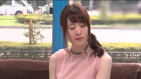 ゆりな（25）専業主婦　マジックミラー号　旦那に無許可でデカチン即ハメ！